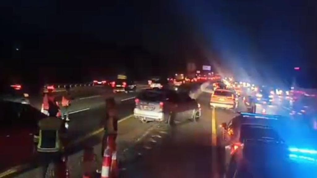 Mengurai Strategi Lalu Lintas Mudik: Contraflow dan One Way di Trans Jawa yang Mengubah Perjalanan Anda