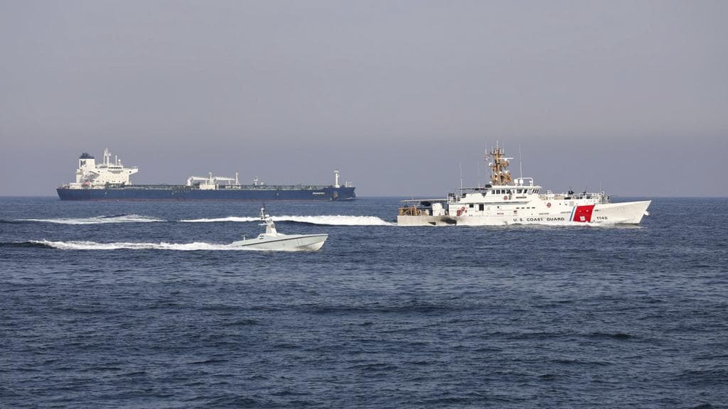 Ketika Selat Hormuz Berubah Jadi Pos Bayaran: Implikasi USD 2 Juta Bagi Pasar Global