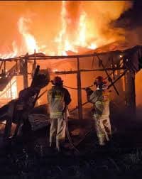 Dibalik Asap Tebal di Bekasi: Pelajaran Mahal dari Insiden Pabrik Plastik yang Terbakar