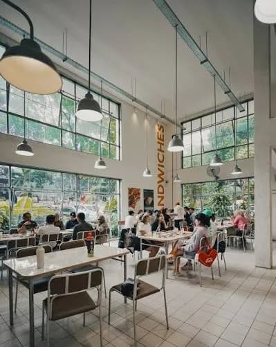 BMB Canteen: Babak Baru Kuliner Bandung, Sandwic Sourdough yang Mengguncang Media Sosial